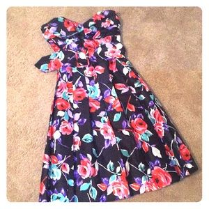 Floral Strapless Express Dress